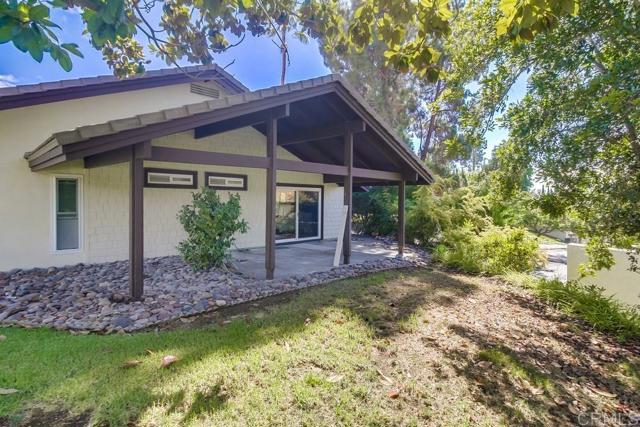 12580 Oaks North Drive, San Diego CA: https://media.crmls.org/mediaz/91c62da8-42ed-4431-a1f9-edd1e2e34d6c.jpg