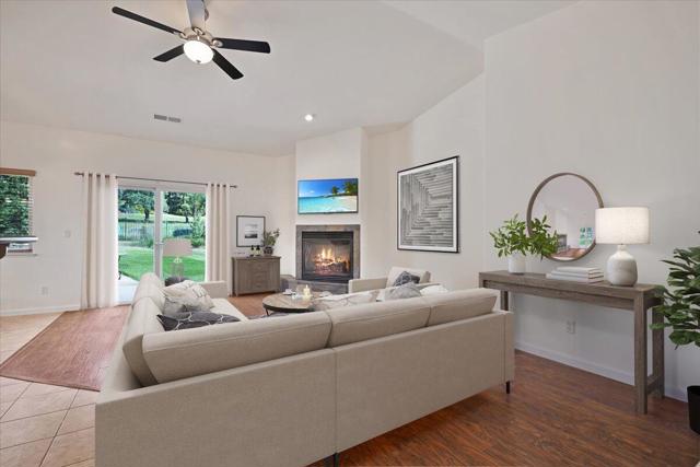 1685 American River Trail,  CA: https://media.crmls.org/mediaz/91c68eb6-057a-49fa-aa83-ffdb3d201530.jpg
