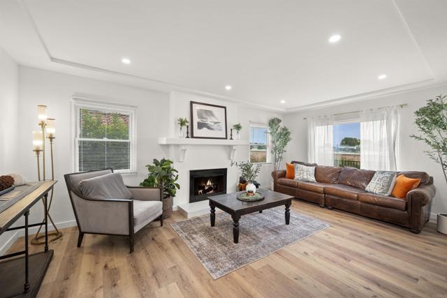 3710 Milan Street, Point Loma CA: https://media.crmls.org/mediaz/91c81d0a-af52-40c6-9ebd-fefa6c434572.jpg