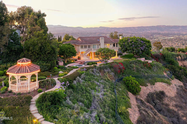 11848 Presilla Road, Camarillo CA: https://media.crmls.org/mediaz/91c8717e-c8b7-4089-b0b2-02ef0e557052.jpg
