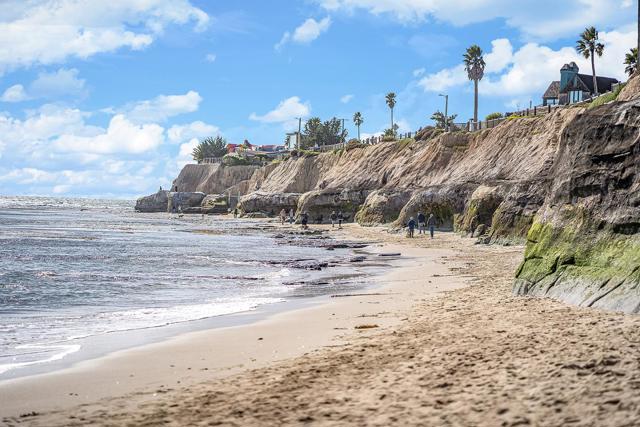 509 36th Avenue, Santa Cruz CA: https://media.crmls.org/mediaz/91c8aa10-98d6-4c02-82d8-94207eeae5bb.jpg