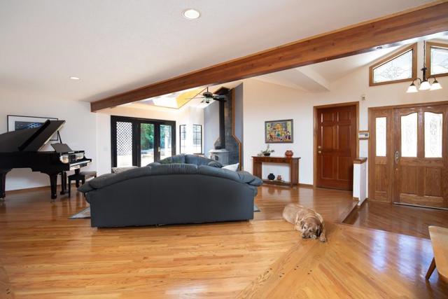 350 Aurora Road, Soquel CA: https://media.crmls.org/mediaz/91c8d398-a3a8-4d88-ac46-ca26745f95a8.jpg