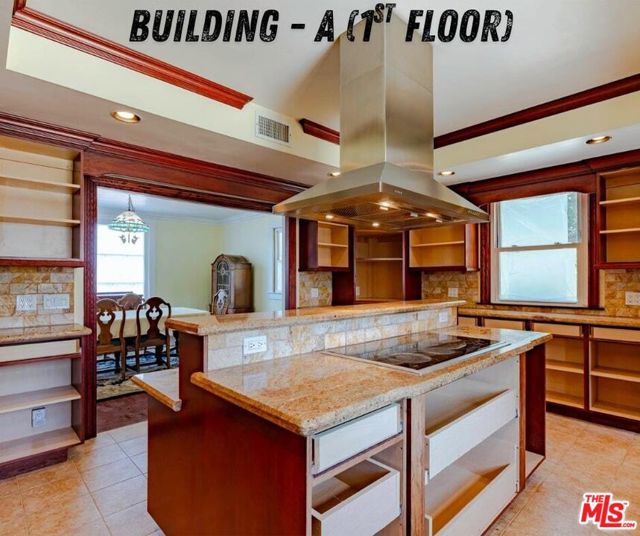 5706 Pioneer Boulevard, Whittier CA: https://media.crmls.org/mediaz/91c8d480-dc67-45aa-983c-63c785db076d.jpg