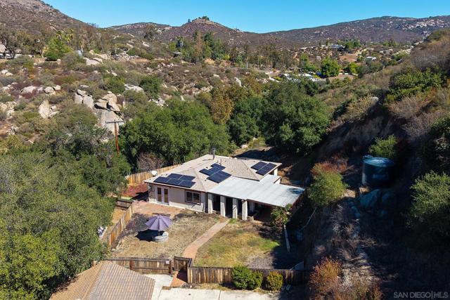 1167 Peutz Valley Rd, Alpine CA: https://media.crmls.org/mediaz/91ca588a-32d7-44a4-b3be-94d01b925e03.jpg