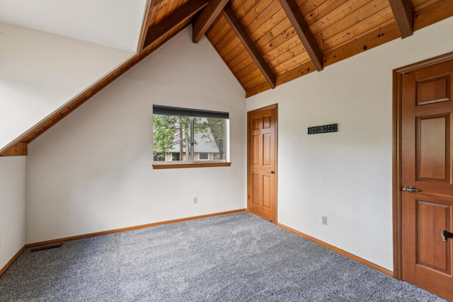 27157 Peninsula Drive, Lake Arrowhead, CA 92352