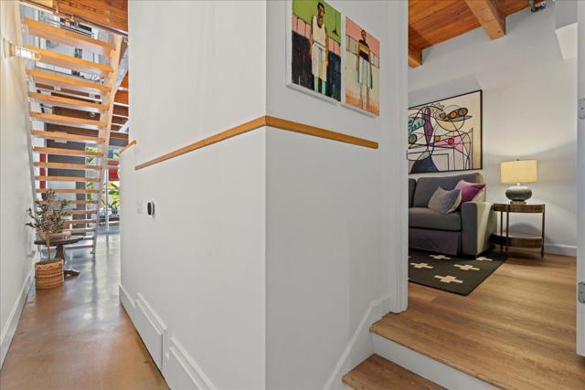 333 Santana Row, San Jose CA: https://media.crmls.org/mediaz/91cb5f95-8043-4bf7-a052-3180da1cc14a.jpg