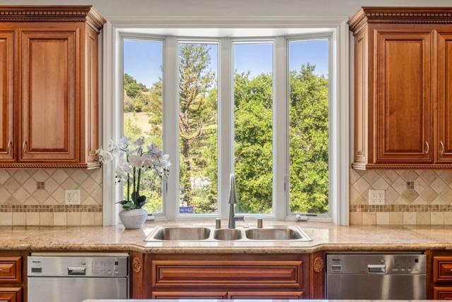 12690 Dianne Drive, Los Altos Hills CA: https://media.crmls.org/mediaz/91cbffc2-05fd-422d-9823-0d8f4c80b3b6.jpg