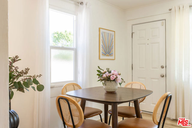 1519 Morton Terrace, Los Angeles CA: https://media.crmls.org/mediaz/91cc49a0-e6a3-49bf-9156-53ddea279087.jpg