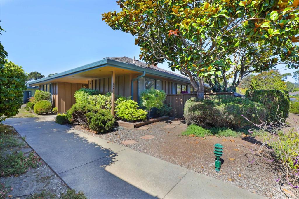 62 Del Mesa Carmel