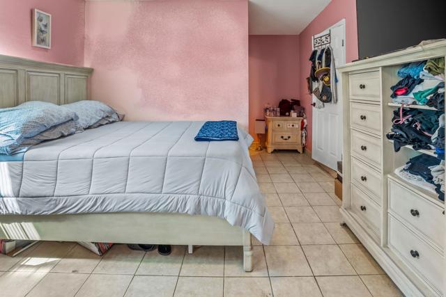 5101 Roscrea Avenue, San Diego CA: https://media.crmls.org/mediaz/91cd7fd5-e592-4c4b-a90c-8ea837fb37df.jpg