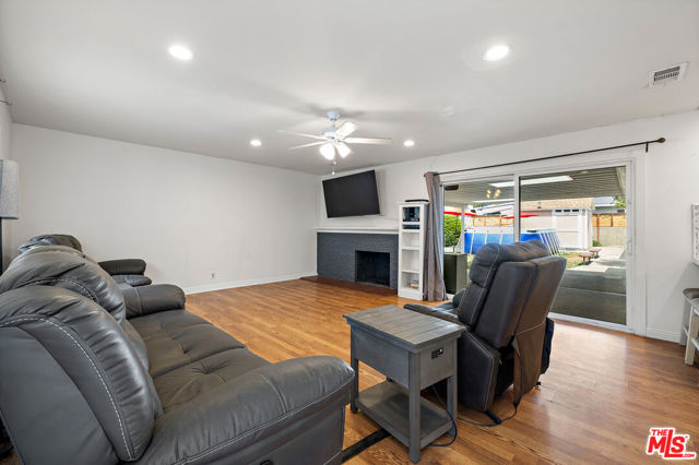 720 Maertin Lane, Fullerton CA: https://media.crmls.org/mediaz/91cd9a18-1c14-4527-ad8e-769c7dee4126.jpg