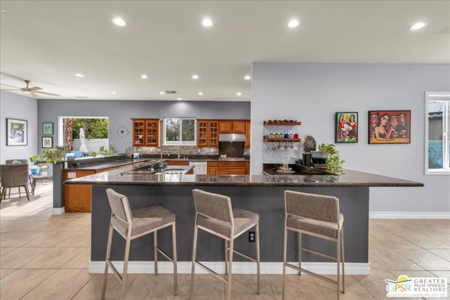 Image 18 of 43 For 40504 Corte Placitas