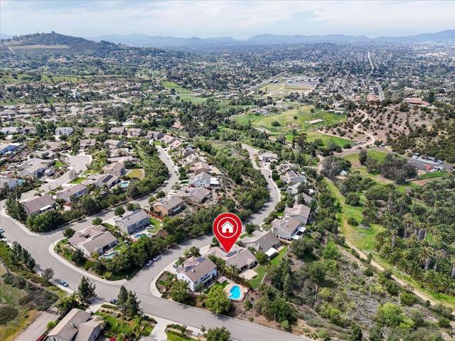 3180 Ridgeline Place, Escondido CA: https://media.crmls.org/mediaz/91ce3aa5-6b0d-4387-ad4c-097ca14c3a8a.jpg