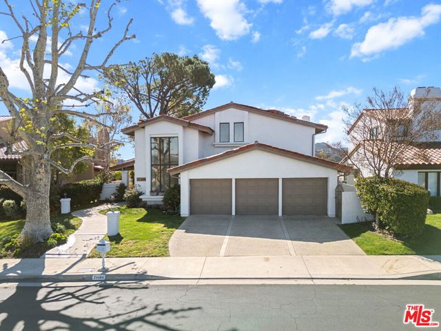 24464 Park Granada, Calabasas CA: https://media.crmls.org/mediaz/91ce9712-184a-487b-8b48-ae6c4d281797.jpg