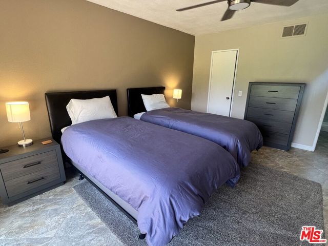 40981 Preston Trail, Palm Desert CA: https://media.crmls.org/mediaz/91ce97e7-b6c0-400c-88b8-f5073d056947.jpg