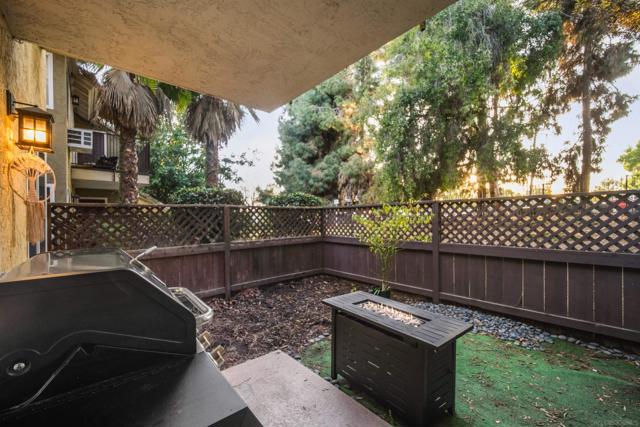 1145 Helix St, Spring Valley, California 91977, 2 Bedrooms Bedrooms, ,2 BathroomsBathrooms,Condominium,For Sale,Helix St,250020105SD