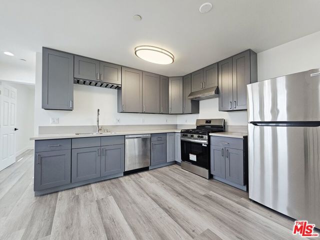 4112 S Normandie Avenue, Los Angeles CA: https://media.crmls.org/mediaz/91cf0ba1-145d-44be-abc7-dd332134206d.jpg