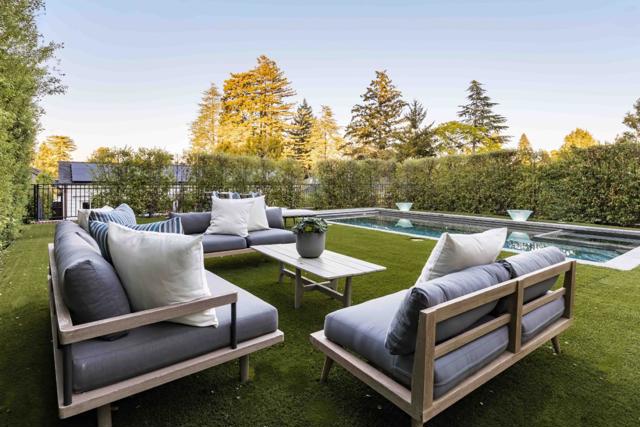 132 Elm Avenue, Burlingame CA: https://media.crmls.org/mediaz/91cf10f3-dd1b-4eea-81a8-78bc9606fd92.jpg