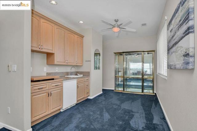 3824 Stone Rd, Bethel Island CA: https://media.crmls.org/mediaz/91cf7daa-b46f-4fa7-8e9d-0649eaf4995c.jpg