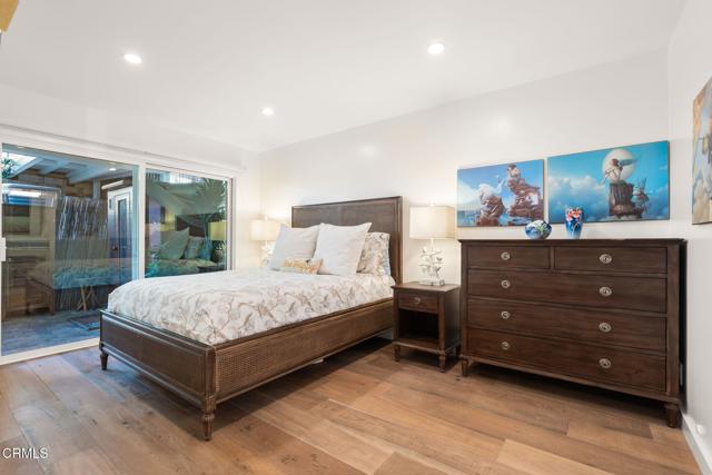 Detail Gallery Image 28 of 52 For 11770 Pacific Coast Hwy #U,  Malibu,  CA 90265 - 4 Beds | 4 Baths