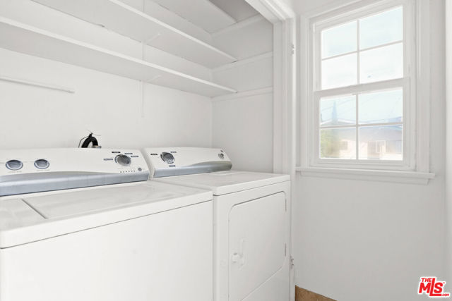 8521 Saturn Street, Los Angeles CA: https://media.crmls.org/mediaz/91d04be2-b22b-419c-9d6a-772be198101e.jpg