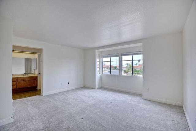 2091 Sequoia Crest, Vista CA: https://media.crmls.org/mediaz/91d0d935-7ca2-4ce6-80bd-7f5160787167.jpg