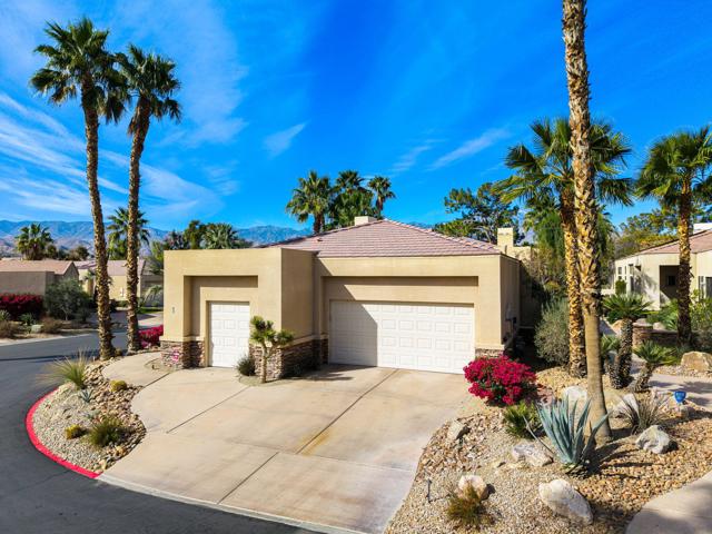 1 Birkdale Circle, Rancho Mirage CA: https://media.crmls.org/mediaz/91d35fc4-c0cc-4da4-a882-8683473e0e1d.jpg