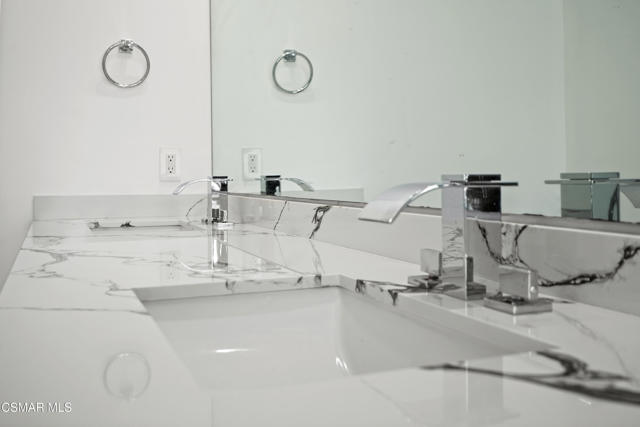 16005 Parthenia Street, North Hills CA: https://media.crmls.org/mediaz/91d37143-d183-418d-9490-e80f1863f9b2.jpg