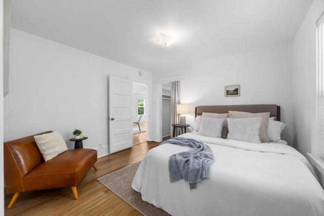 900 35th Avenue, Santa Cruz CA: https://media.crmls.org/mediaz/91d3b86a-9244-4c5f-8773-2c8cccfd0679.jpg