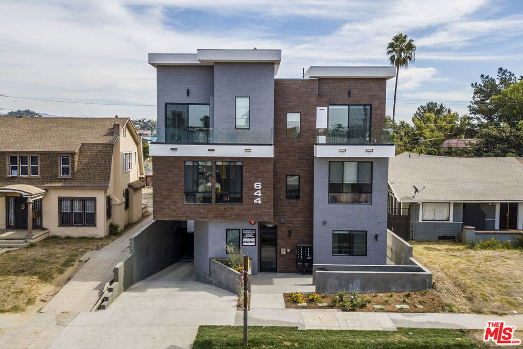 MLS #26857413 image #1