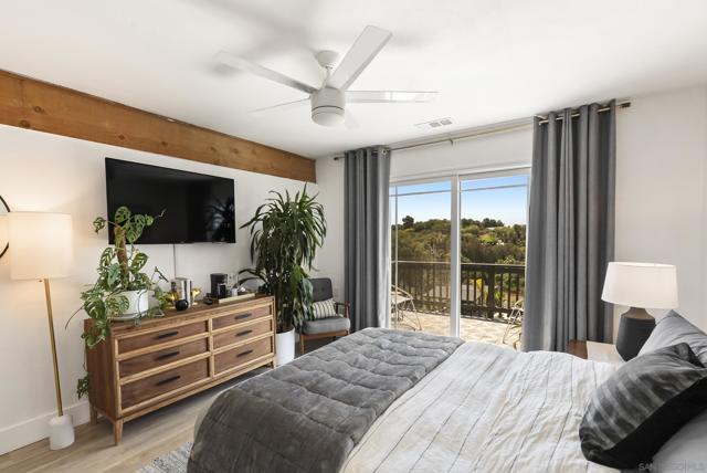 3860 Las Flores, Fallbrook CA: https://media.crmls.org/mediaz/91d414be-d617-421f-ace6-fbe63068e067.jpg