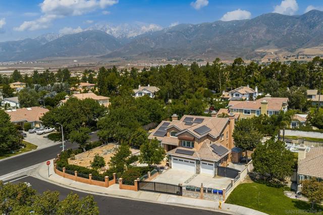 14058 Pearson CT, Rancho Cucamonga CA: https://media.crmls.org/mediaz/91d52d8e-d09b-4fb1-9d1b-494f592f4e0b.jpg