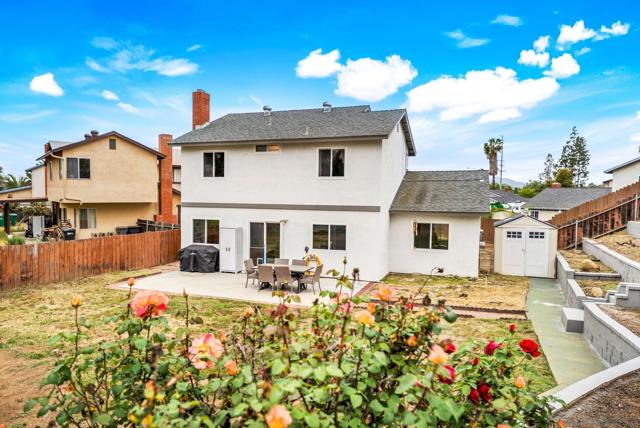 10424 Nubbin Ct, Santee CA: https://media.crmls.org/mediaz/91d6080f-6b11-4f04-9277-651a45056998.jpg
