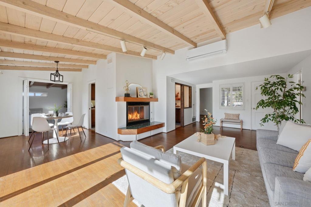 2212 August - photo 8