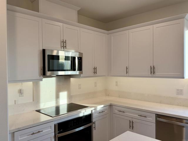 Detail Gallery Image 9 of 32 For 31416 Lolite Dr, Winchester,  CA 92596 - 3 Beds | 2/1 Baths