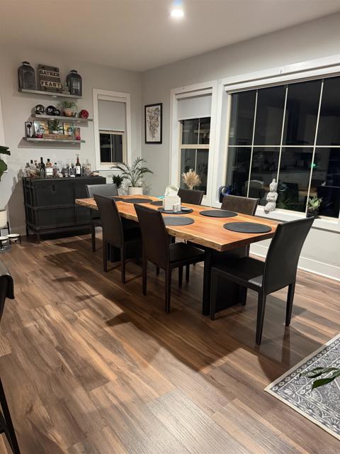 Detail Gallery Image 7 of 39 For 1247 Corte Mendi, Chula Vista,  CA 91913 - 4 Beds | 3/1 Baths