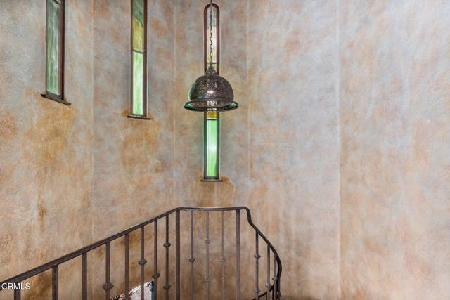 Detail Gallery Image 32 of 64 For 2707 Hermosita Dr, Glendale,  CA 91208 - 3 Beds | 3/1 Baths