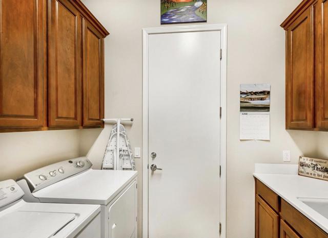 81690 Avenida Alturas, Indio CA: https://media.crmls.org/mediaz/91d88d7d-abab-4068-a6b9-f28a093ea983.jpg