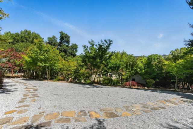 11510 Summit Wood Road, Los Altos Hills CA: https://media.crmls.org/mediaz/91d8bd7f-0cf9-41c7-b674-029a2e87bb51.jpg