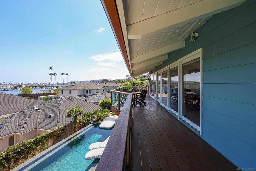 MLS #250037348SD image #16