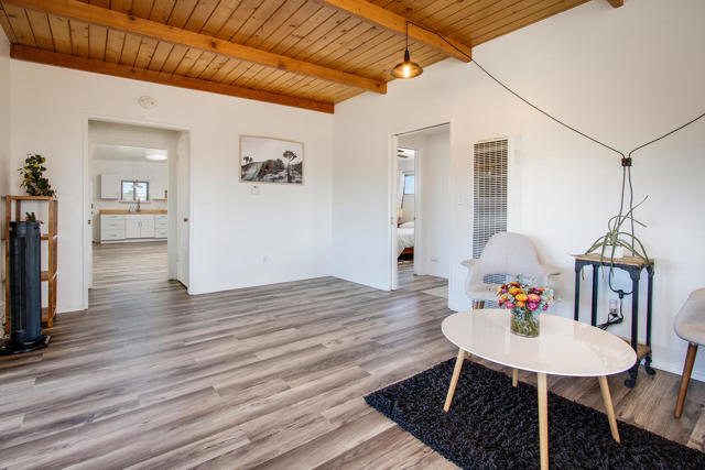 57349 Mesa Drive, Yucca Valley CA: https://media.crmls.org/mediaz/91d9e4d9-42e7-40d2-8c7c-0c45c39ce658.jpg