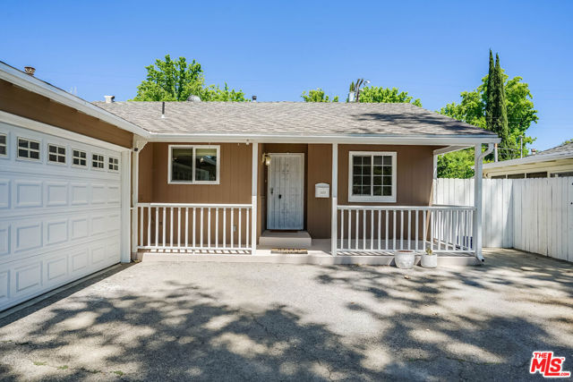 5418 Halbrent Avenue, Sherman Oaks, California 91411, 3 Bedrooms Bedrooms, ,2 BathroomsBathrooms,Single Family Residence,For Sale,Halbrent,24398115