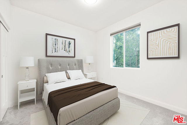 516 E Imperial Avenue, El Segundo CA: https://media.crmls.org/mediaz/91dd0a9f-5e8c-43d3-8fcf-79e4965fe566.jpg