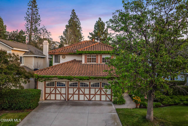 12208 Cherry Grove Street, Moorpark CA: https://media.crmls.org/mediaz/91ddd3d8-99b9-4b94-bed8-7624464a7669.jpg
