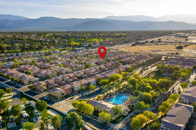 551 Via De La Paz, Palm Desert CA: https://media.crmls.org/mediaz/91ddd73b-f057-4928-97ae-63e508d7d543.jpg