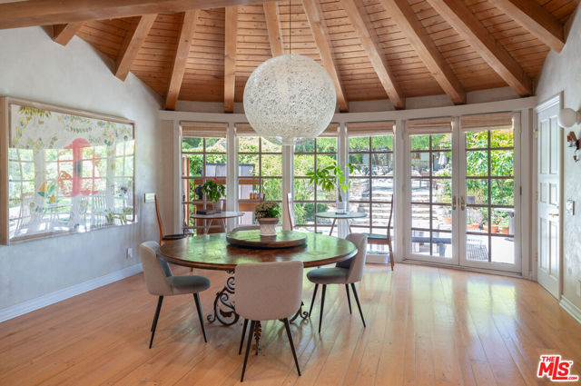 12003 Briarvale Lane, Studio City CA: https://media.crmls.org/mediaz/91ddf985-b939-4de7-a5c0-d9583066a4ee.jpg
