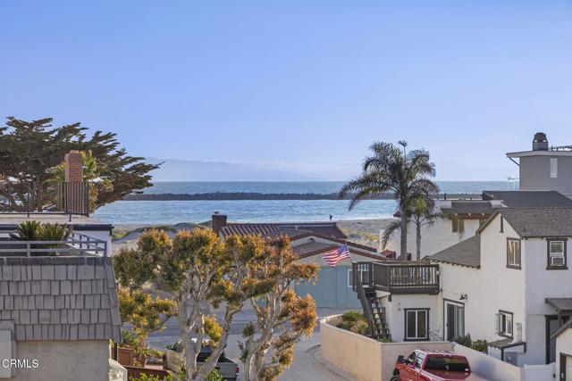 Detail Gallery Image 3 of 48 For 124 San Clemente Ave, Oxnard,  CA 93035 - 3 Beds | 3 Baths