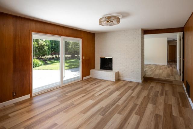 945 Carmel Court, Los Altos CA: https://media.crmls.org/mediaz/91de716f-41de-4613-996f-89b12b3e5436.jpg