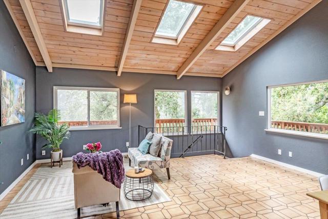 21721 Summit Road, Los Gatos CA: https://media.crmls.org/mediaz/91de94a2-90e0-4bff-9d02-db8197fe978c.jpg