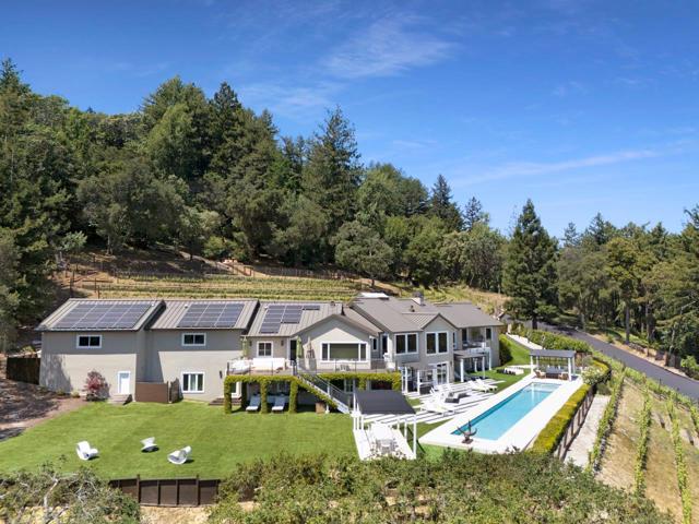 25 Oakhill Drive, Woodside CA: https://media.crmls.org/mediaz/91dee791-d74d-4186-933a-3fb6e6fd1eb5.jpg